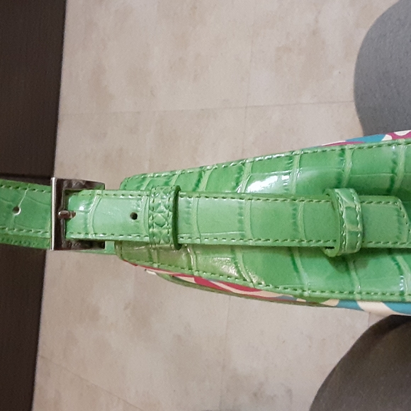 "BCBG" Paris Hand bag - Picture 2 of 10